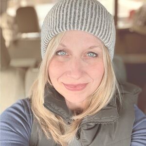 Meet your Posher, Angela